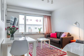 Compact Studio with Balcony next to Railway Station Lahti